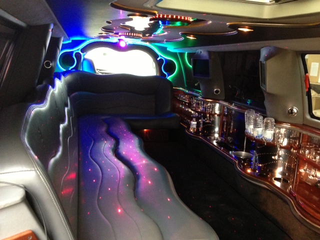 Excalibur limo fleet - Executive L Photo - from Excalibur Limousine Service.